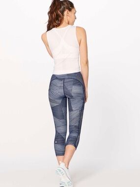 lululemon athletica Navy Geometric Cropped Leggings